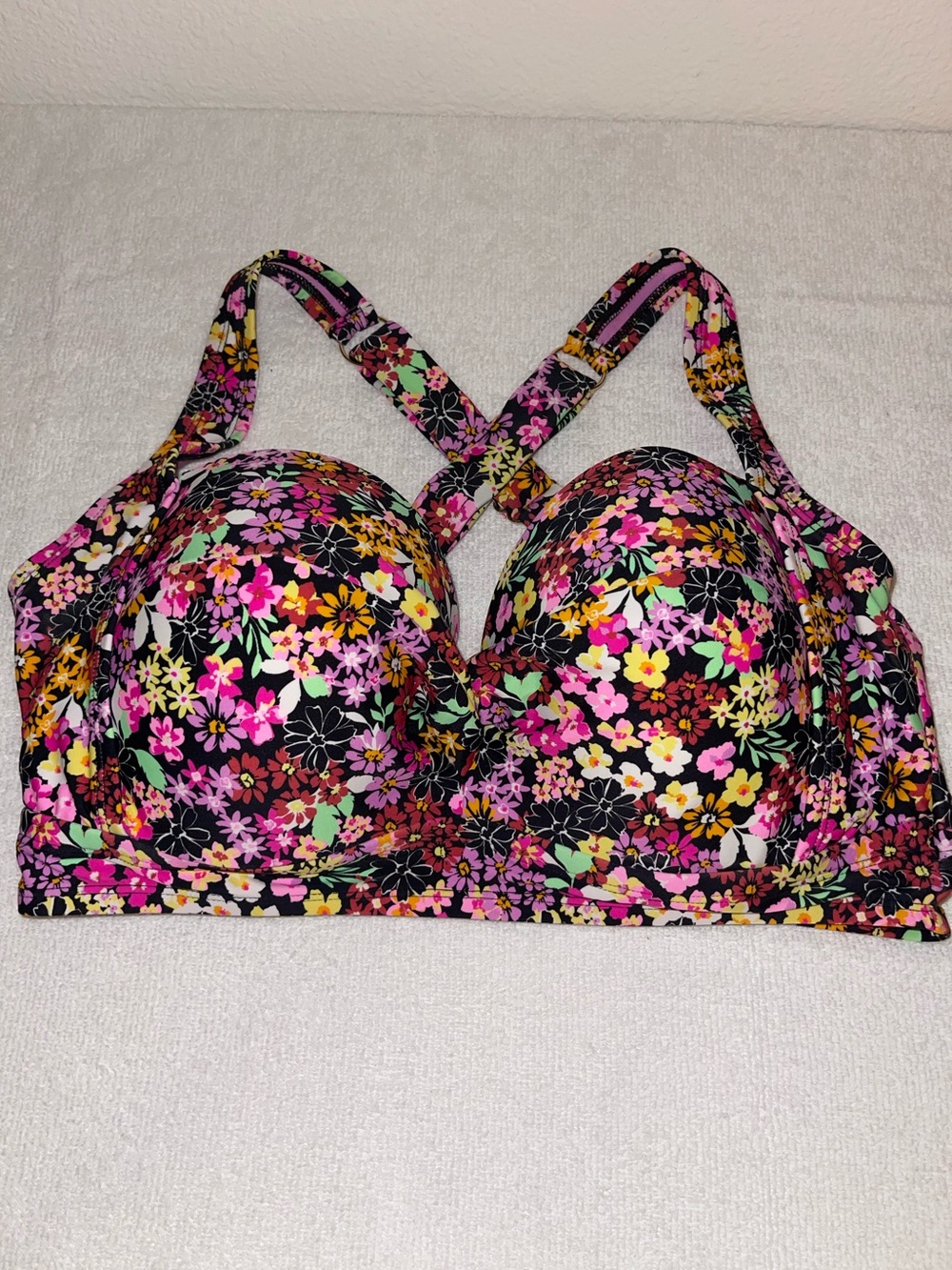 California Waves Plus Floral Padded Bikini Top - NWOT - 16/18